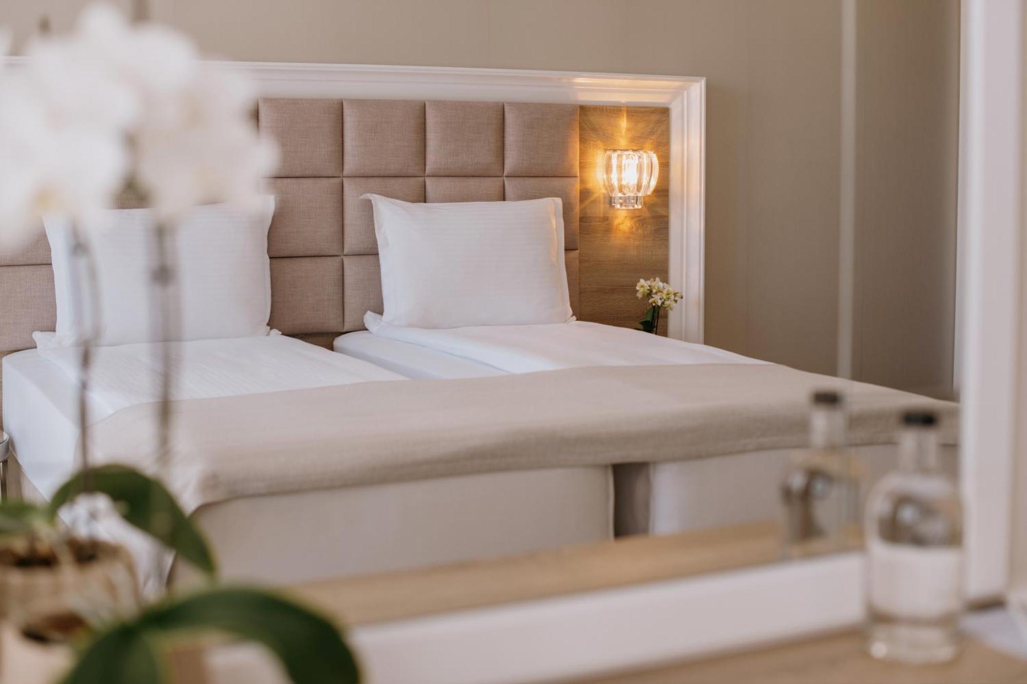 Impresamente Art Hotel Софія Екстер'єр фото