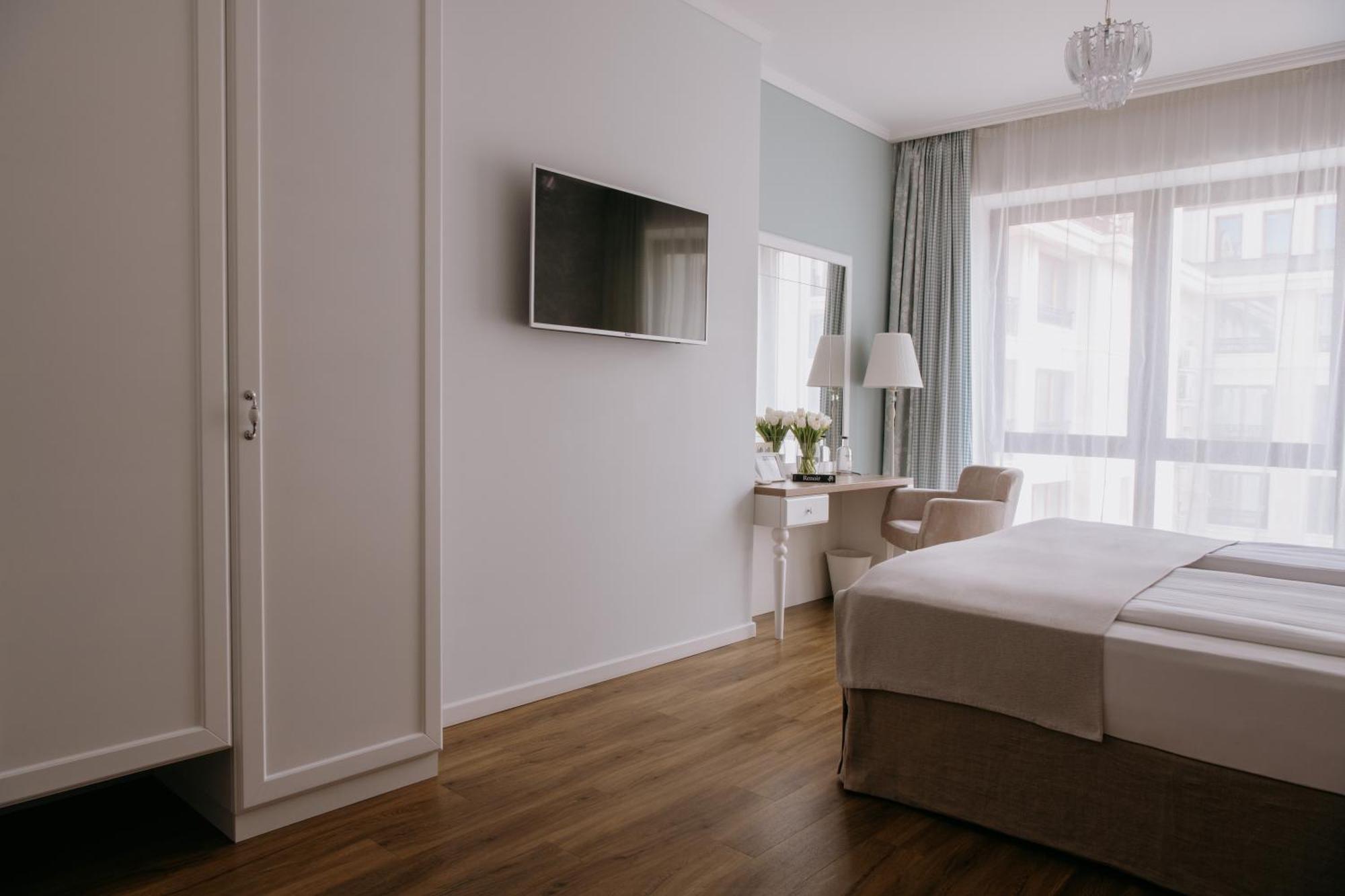 Impresamente Art Hotel Софія Екстер'єр фото