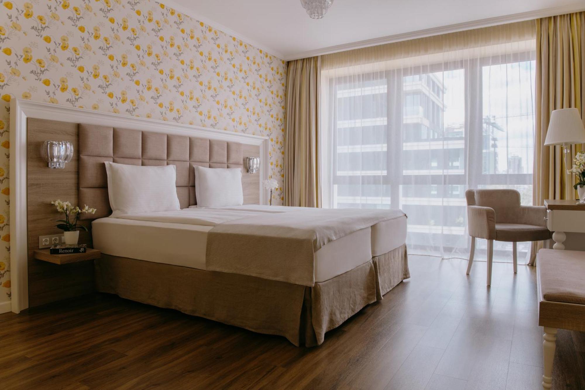 Impresamente Art Hotel Софія Екстер'єр фото