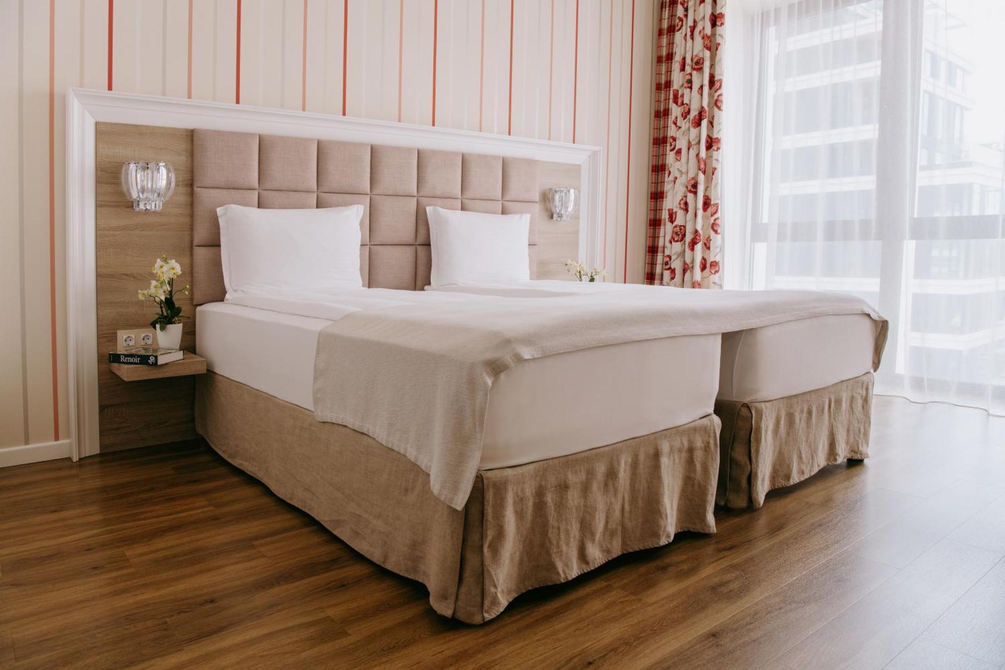 Impresamente Art Hotel Софія Екстер'єр фото