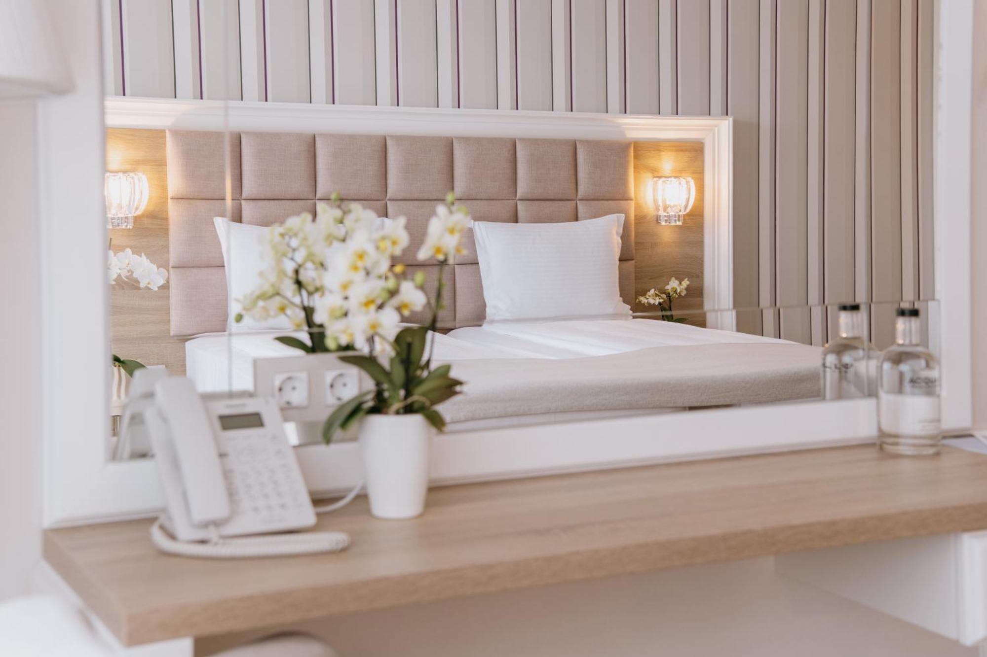 Impresamente Art Hotel Софія Екстер'єр фото