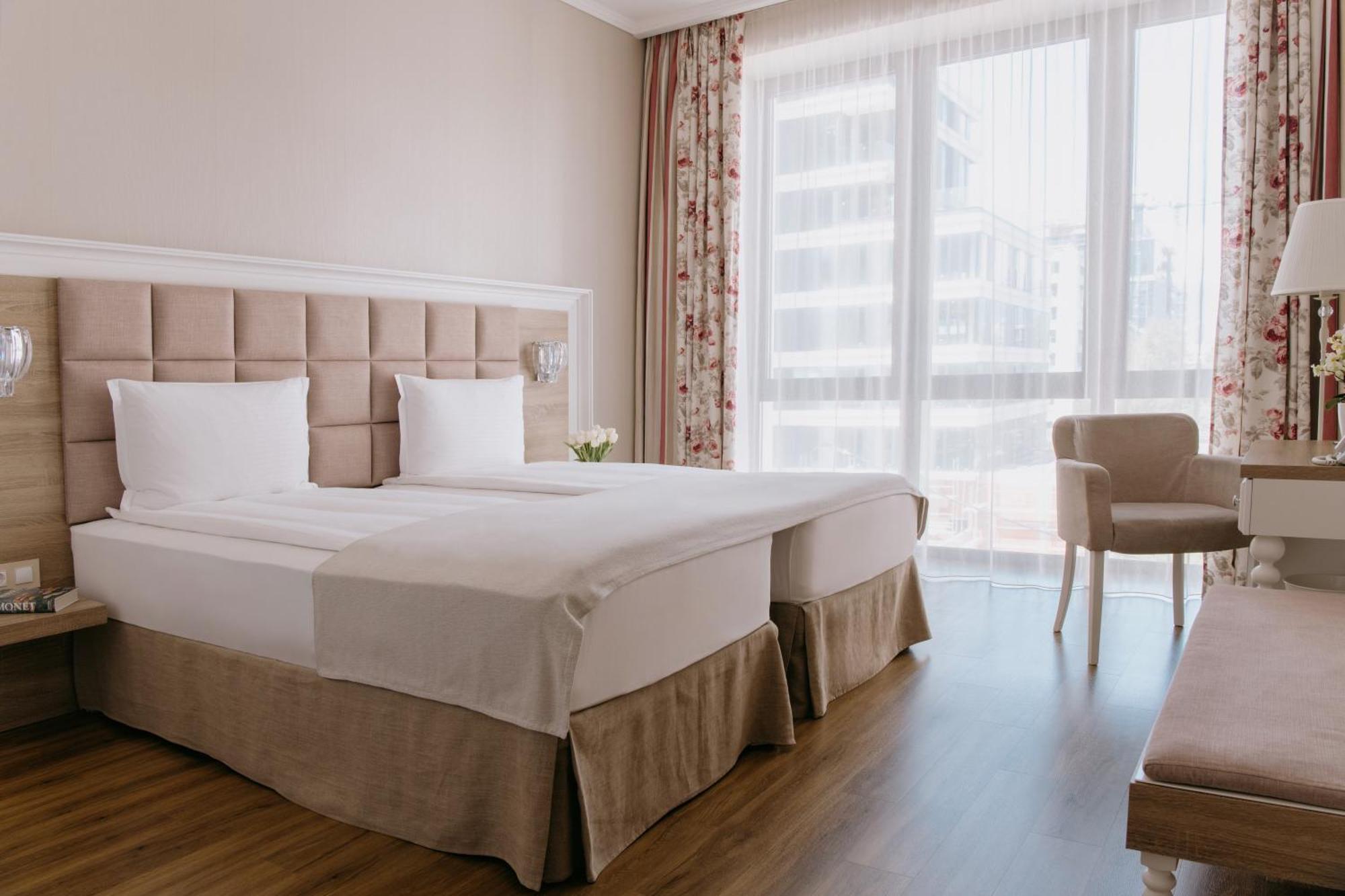 Impresamente Art Hotel Софія Екстер'єр фото