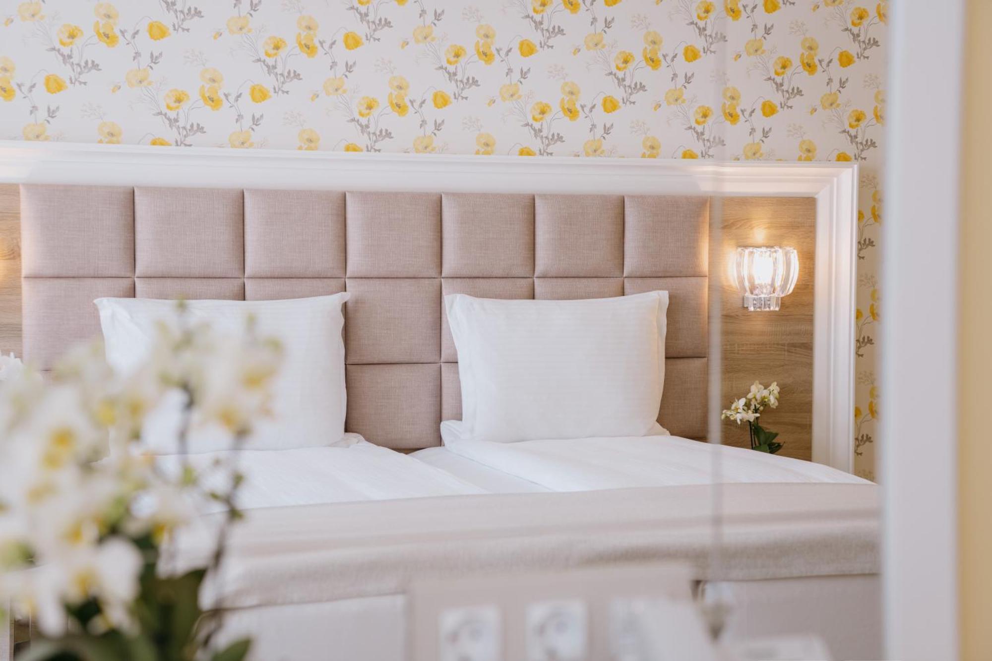 Impresamente Art Hotel Софія Екстер'єр фото